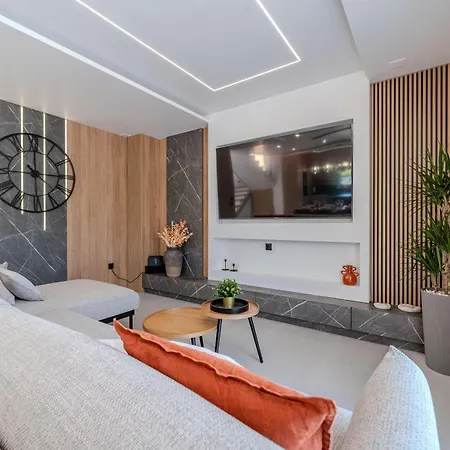 Palazzo By Belmont Realty Sukosan