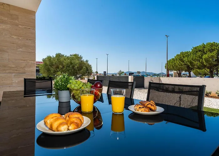 Palazzo 别墅 Sukošan